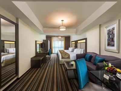 Savoy Central Hotel Apartments Dubai Esterno foto